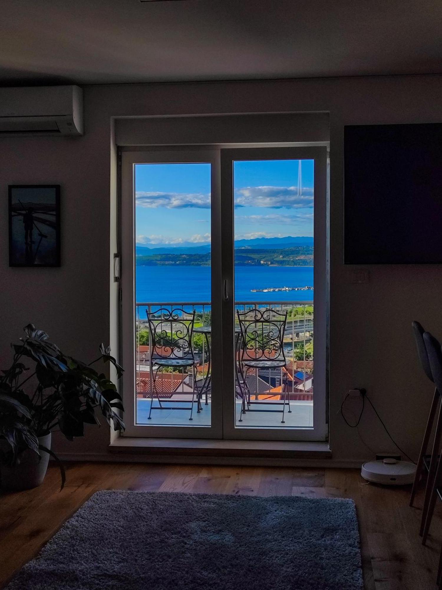 Capo Di Vista Apartment Копер Екстериор снимка
